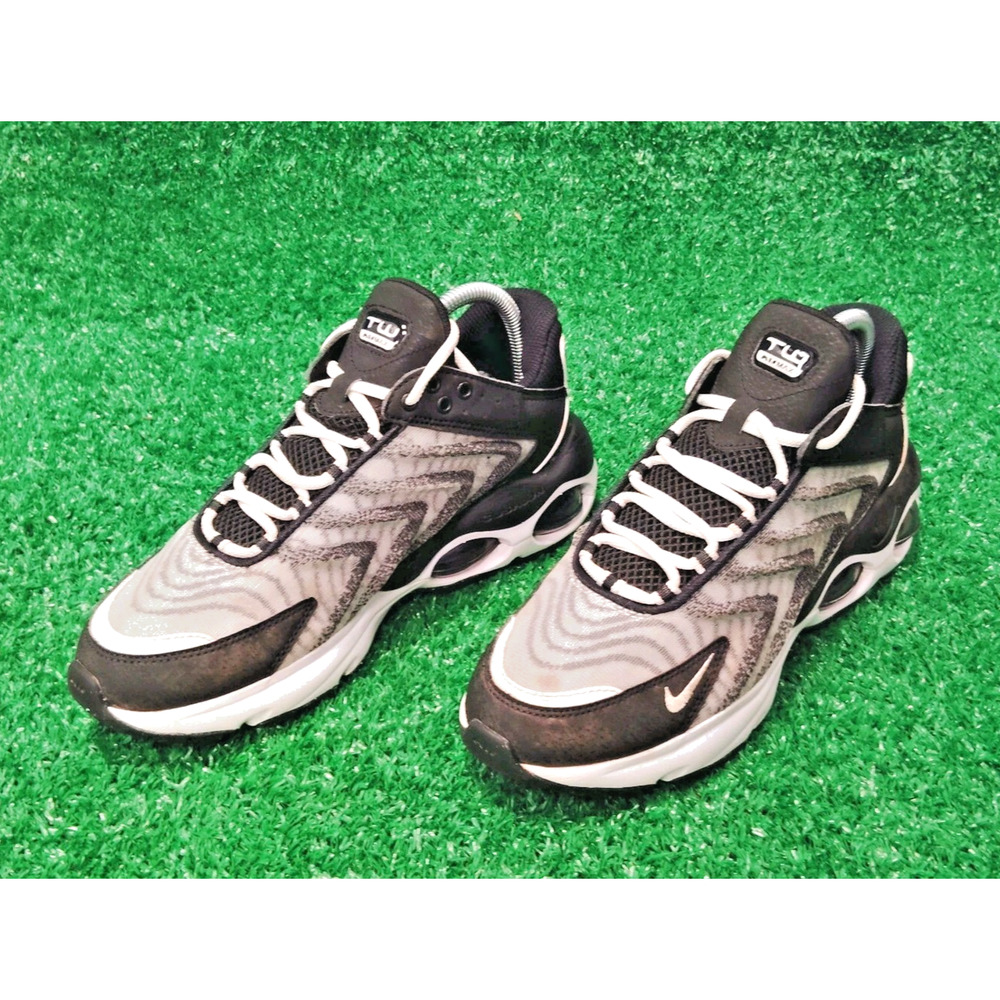 Nike Air Max TW Athletic Sneakers Men's Size 7 Black White Lace Up DQ3984-001
